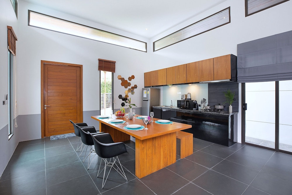 Exclusive Villa, 3 Bedrooms, Pool View photo 2