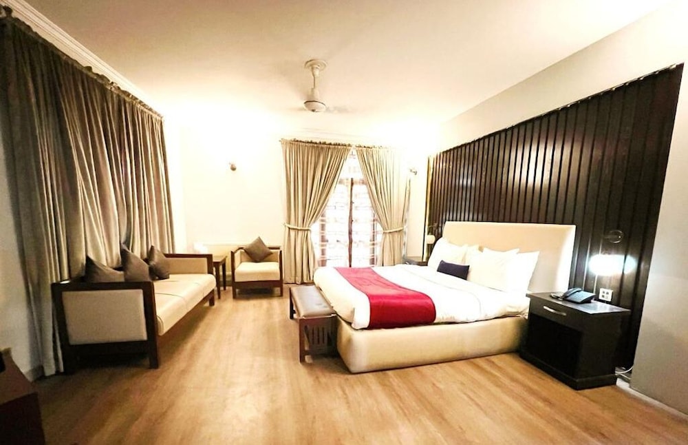 Executive Room photo 2