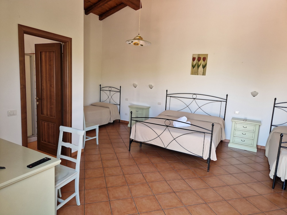 Superior Double Room, 1 Bedroom, Mountain View photo 3