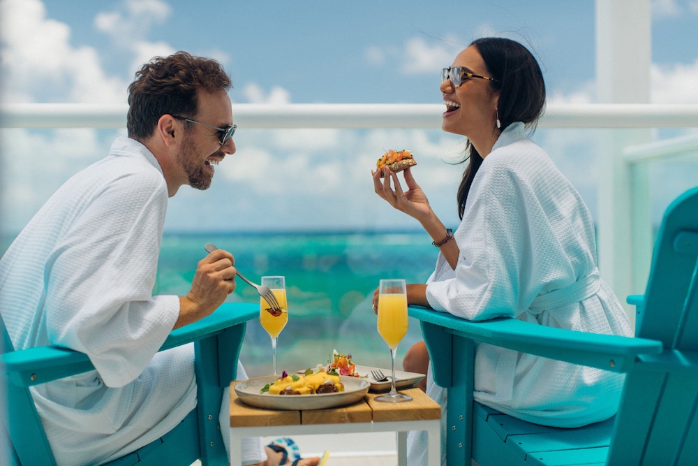 Studio, Oceanfront (paradise)