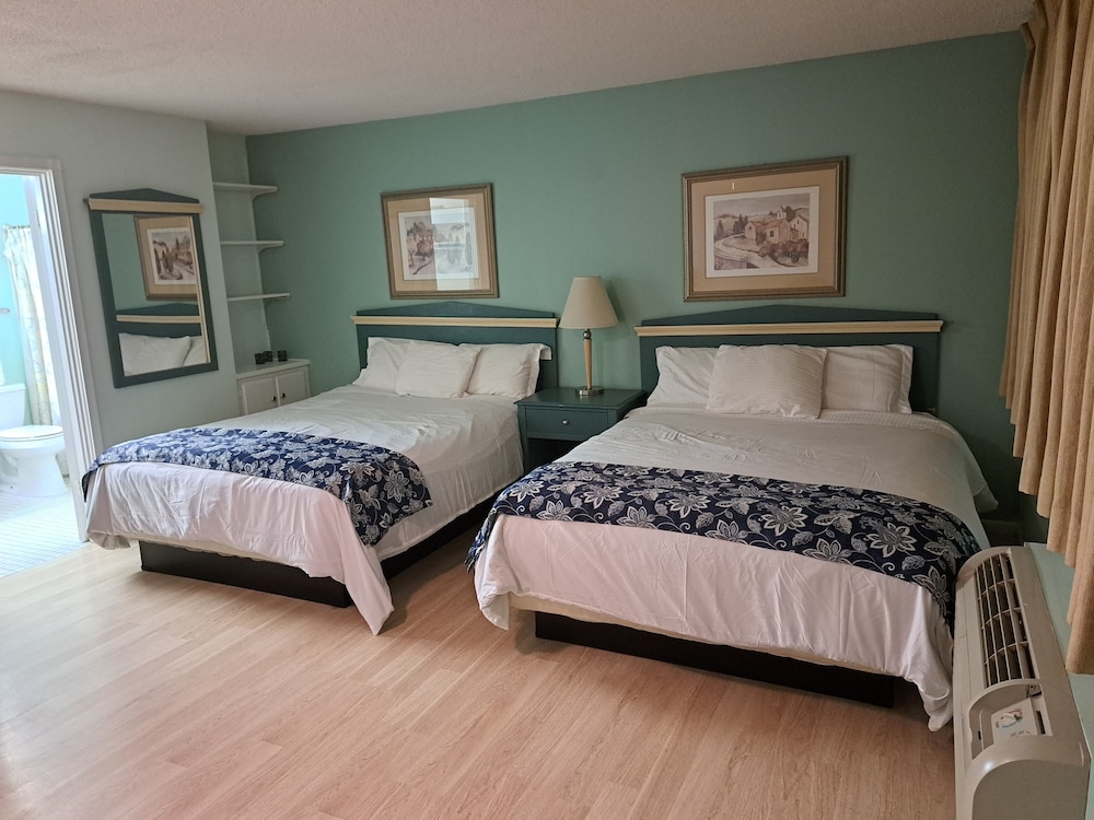 Exclusive Room, 2 Queen Beds photo 1
