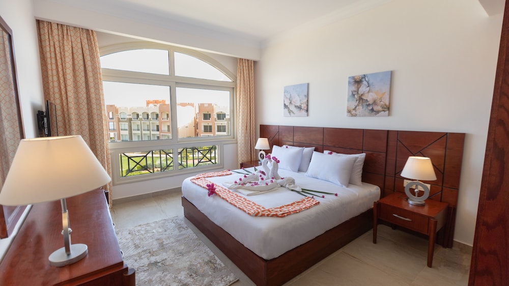 One Bedroom photo 2
