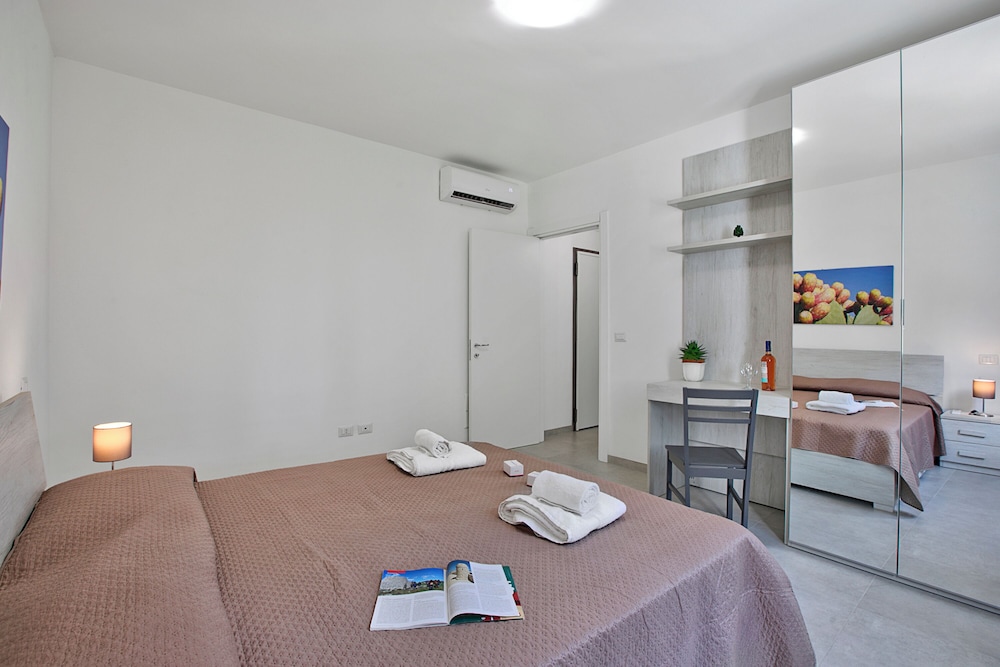 Family Apartment, Multiple Bedrooms (Boutique Apartament Pool&Padel) photo 3