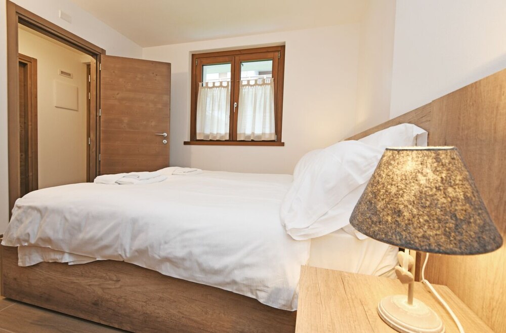 Comfort Apartment, 2 Bedrooms (Trilo - 6 Adults) photo 2