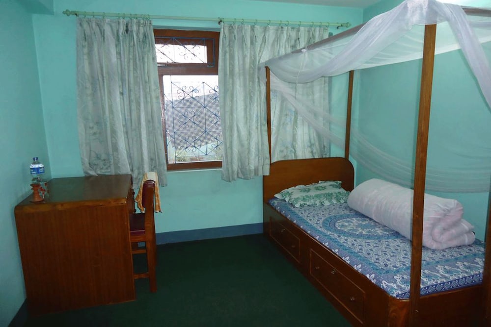 Standard Double or Twin Room photo 1