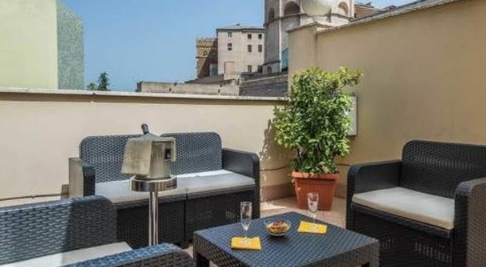 Family Suite, Balcony, City View