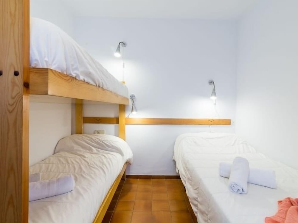 Family Apartment, 2 Bedrooms, Terrace photo 2