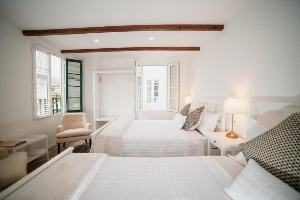 Deluxe Double Room, City View photo 2