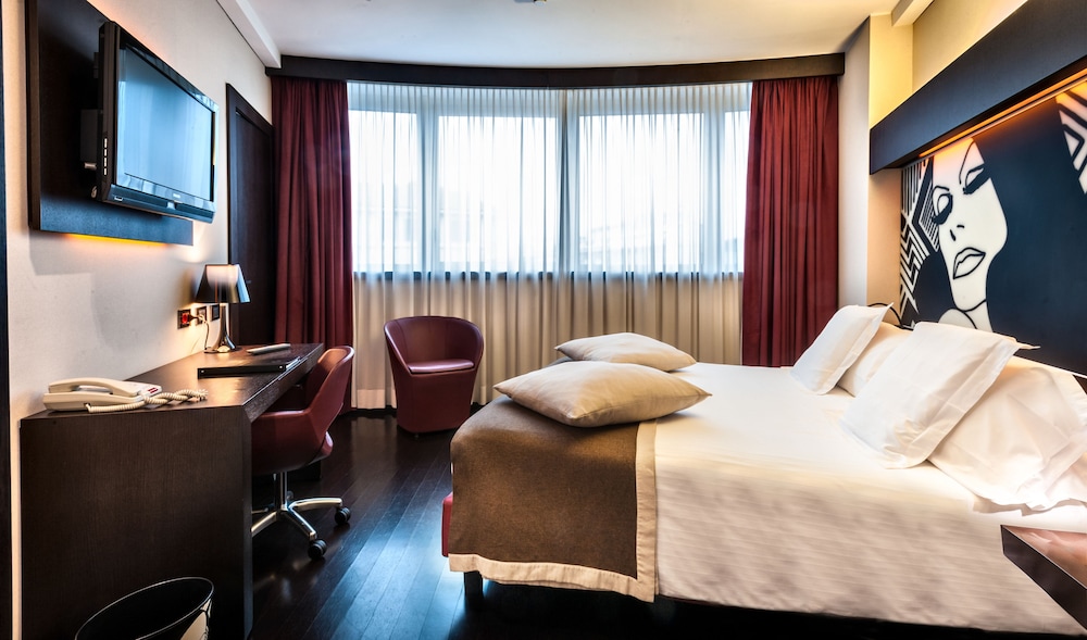 Superior Room, 1 King Bed