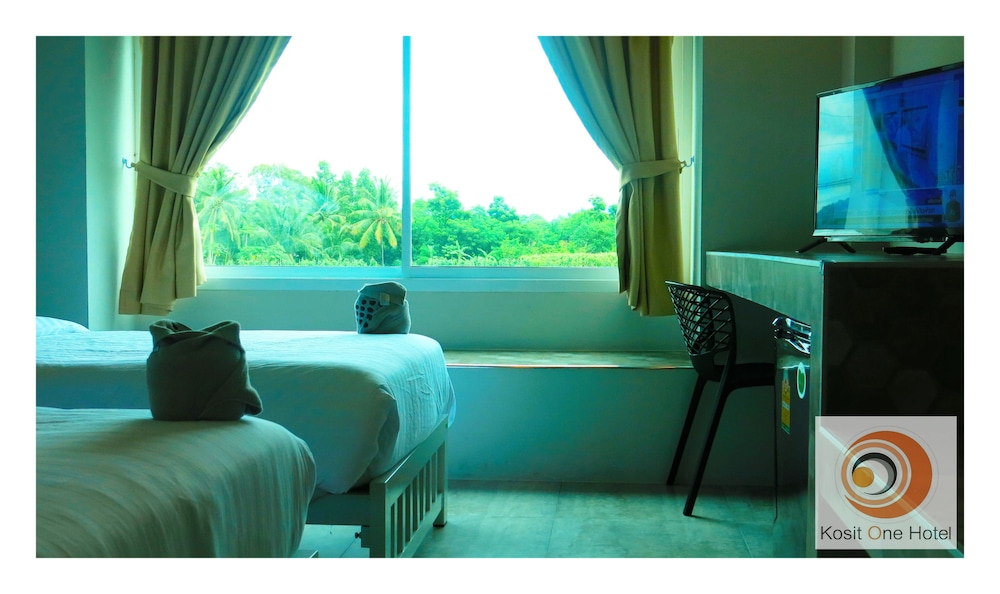 Standard Twin Room, 2 Twin Beds, Hill View photo 3