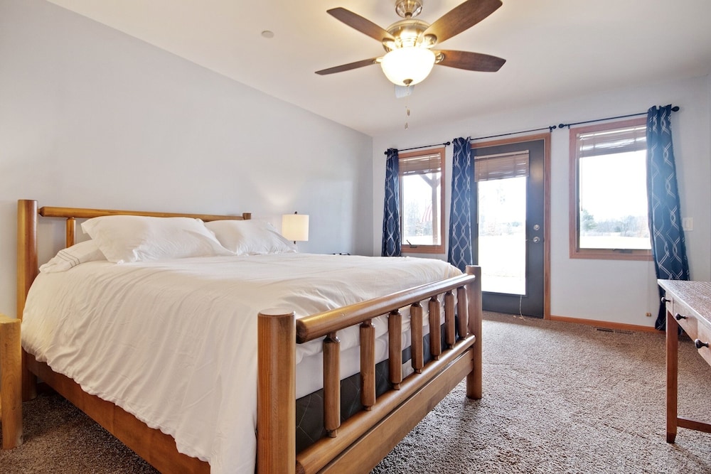 Condo, 3 Bedrooms photo 2