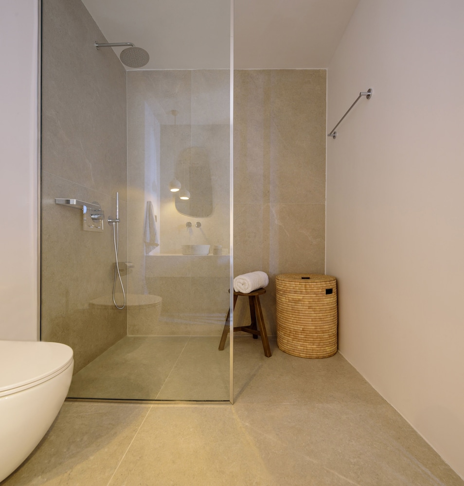 Junior Suite with Private Heated Pool - Photo 11