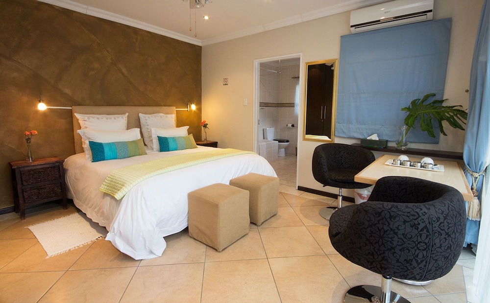 Standard Double Room (Blue Gecko) - Photo 4