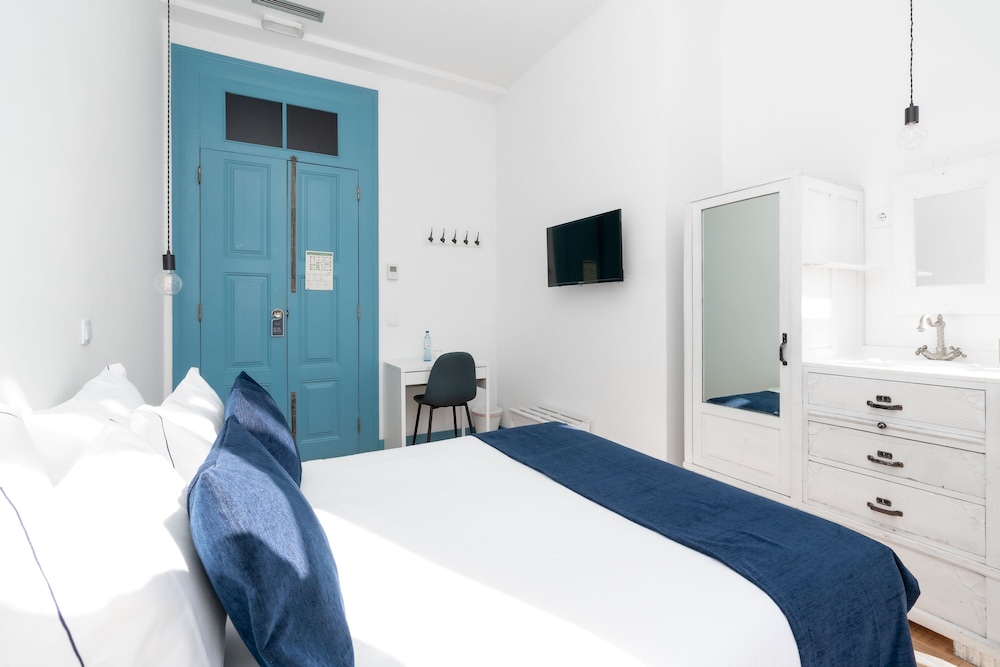 Deluxe Double or Twin Room, 1 Bedroom photo 3