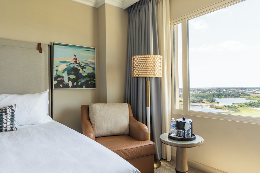 Suite, 1 King Bed, Accessible (Florida Suite)