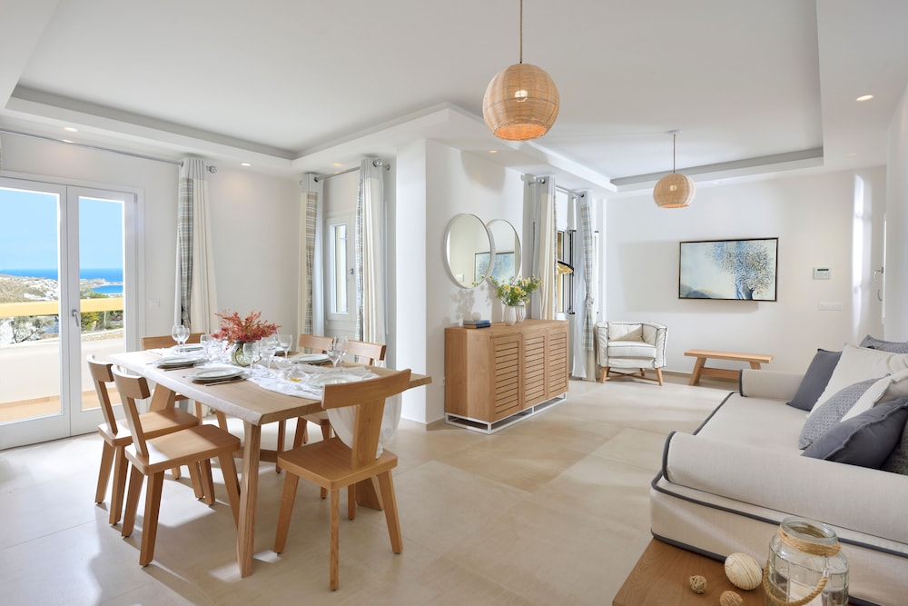 Grand Villa, 3 Bedrooms photo 1