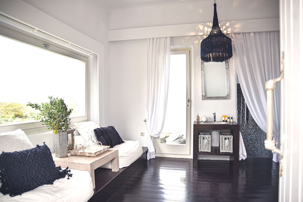 Superior Suite, Sea View photo 2