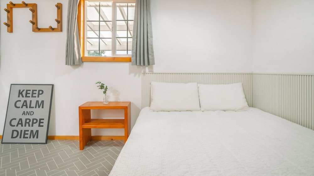 Basic Room, 1 Bedroom (Room 201) - Photo 6