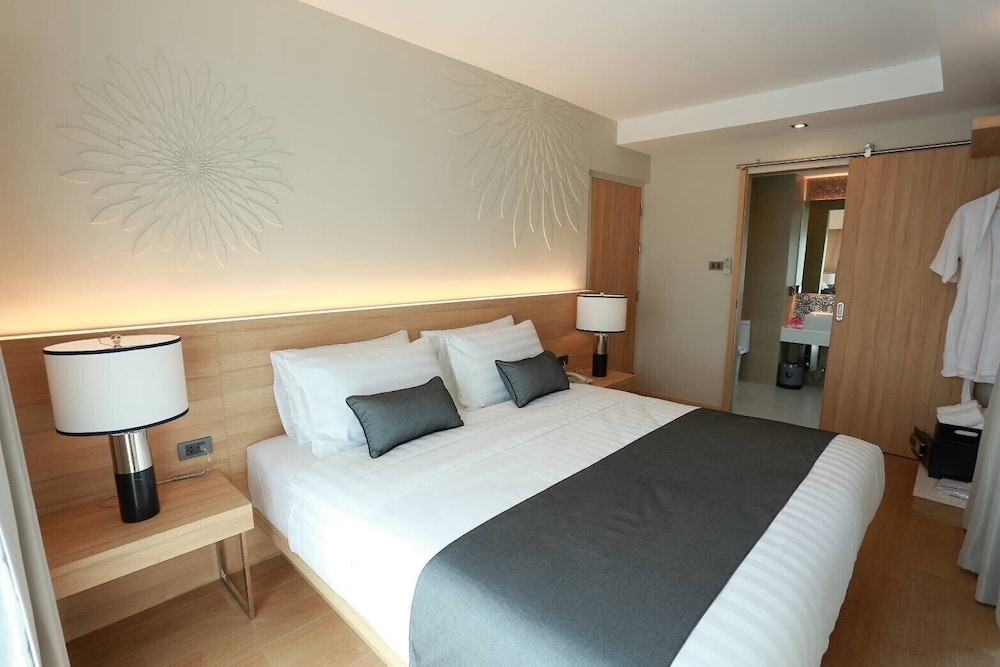 Suite photo 1