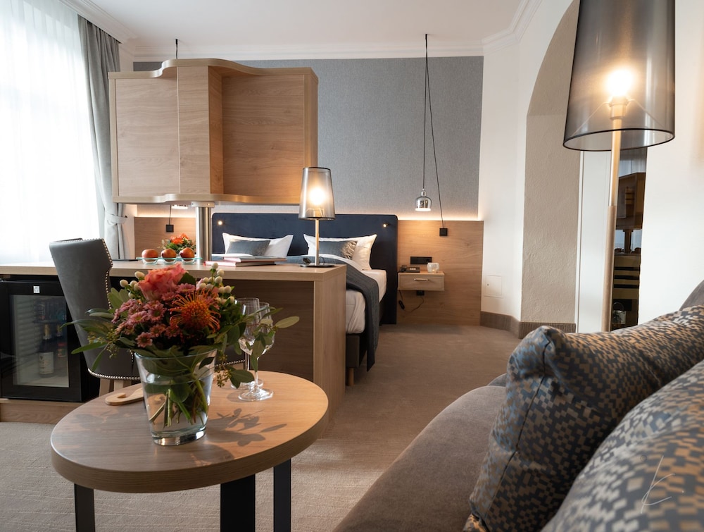 Superior Suite, 1 King Bed, Sauna photo 2