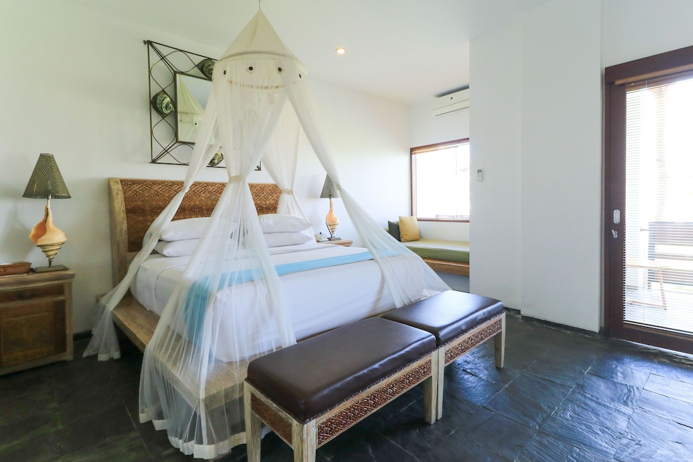 Suite - Photo 9