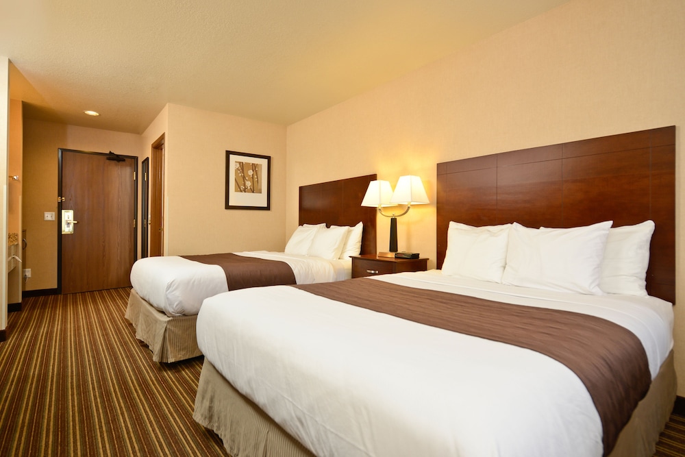 Standard Room, 2 Queen Beds (Traditional 2 Queen Beds) - Photo 2