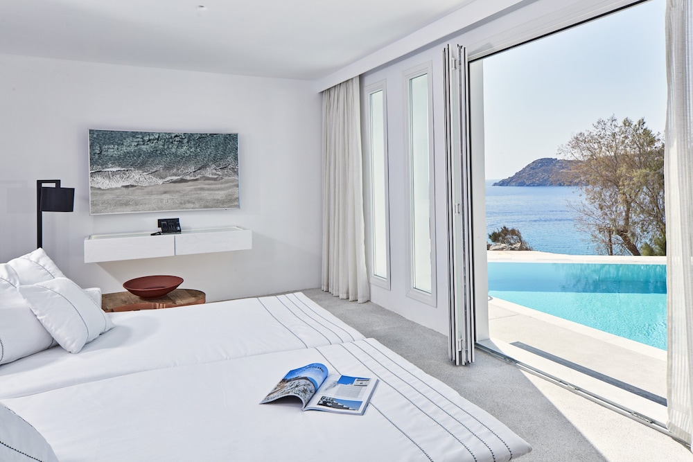 Executive Suite, Private Pool - Photo 2