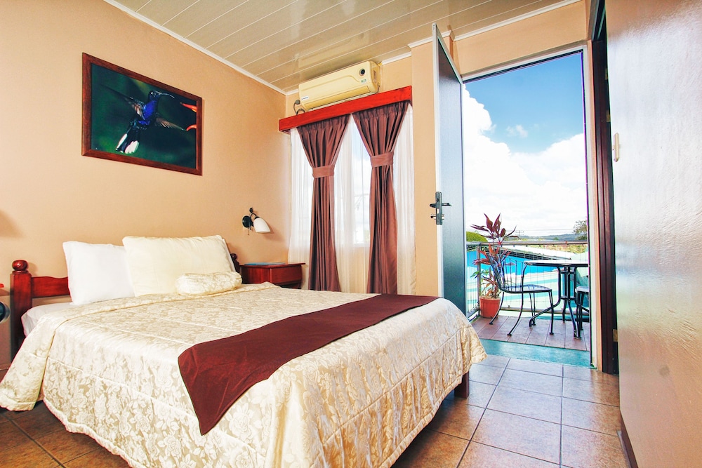 Family Room with Balcony photo 1