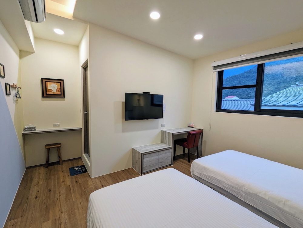 Comfort Twin Room, Mountain View photo 2
