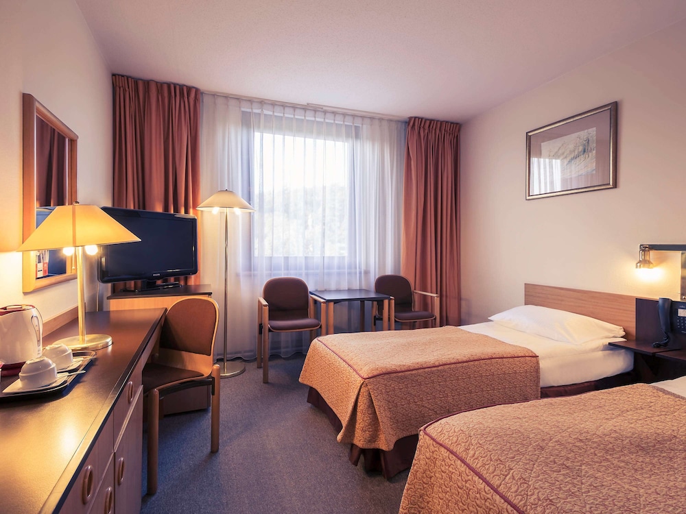 Standard Room, 2 Twin Beds - Photo 1