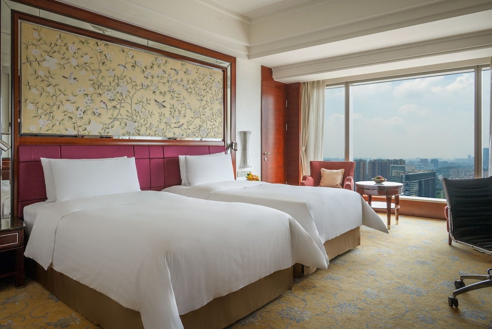 Premier Room, 1 King Bed, River View - Photo 2