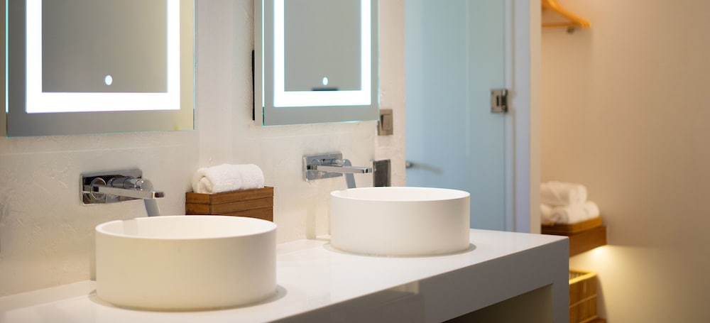 Khiri Suite - Photo 2