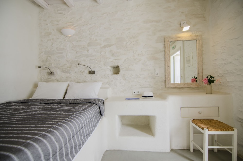 Traditional Double Room (Economy) - Photo 1