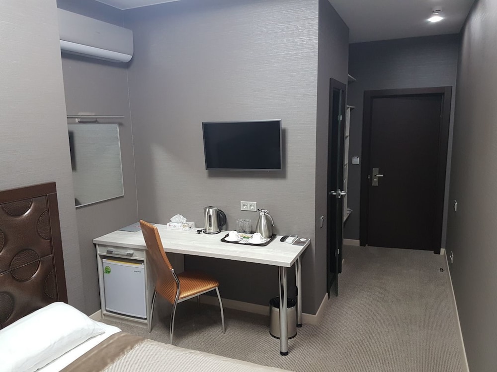 Business Double Room, Partial Sea View (4) photo 2