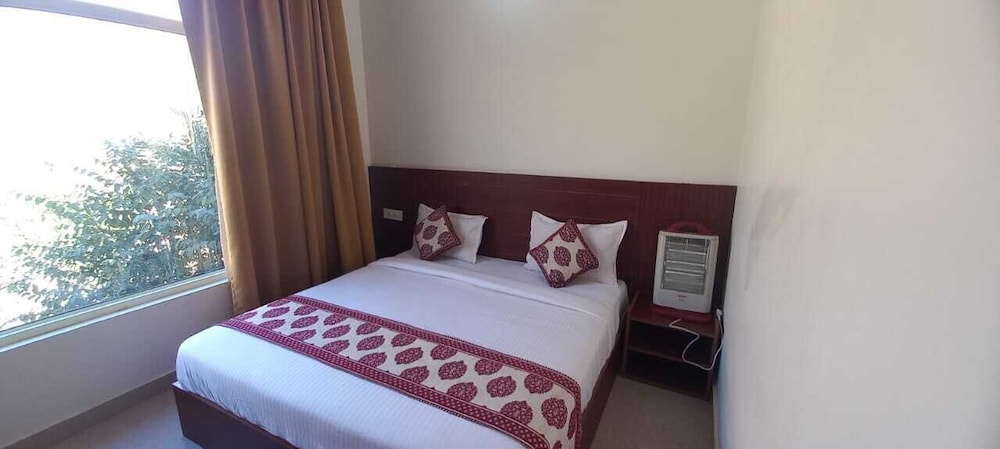Premium Room - Photo 6