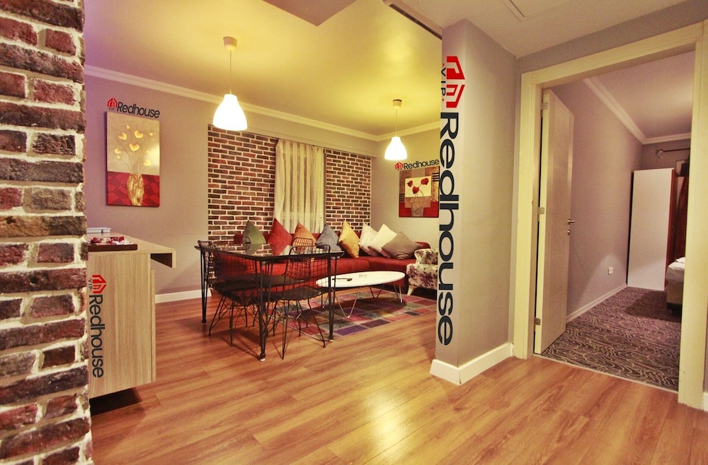 Family Apartment photo 3