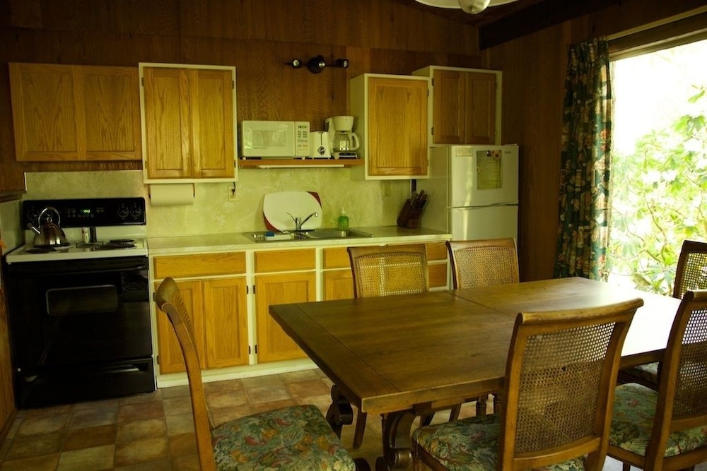 Standard Apartment, Ensuite (#12 Dogwood) photo 3