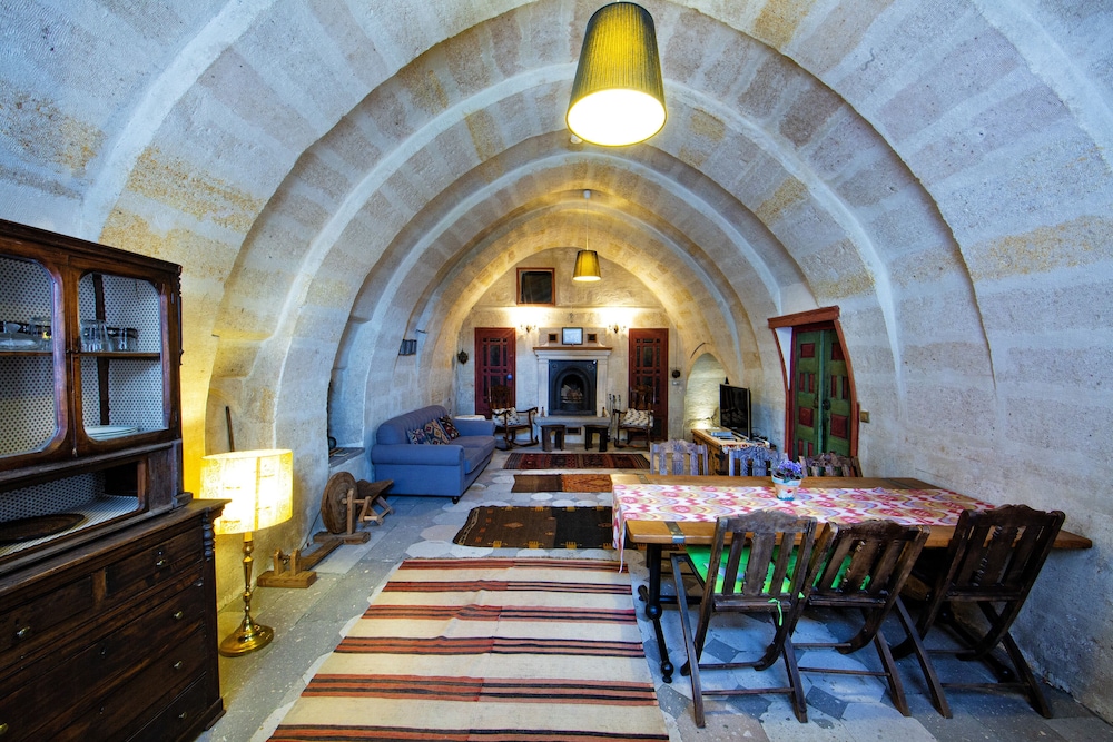 THE COURTYARD SUITE photo 2