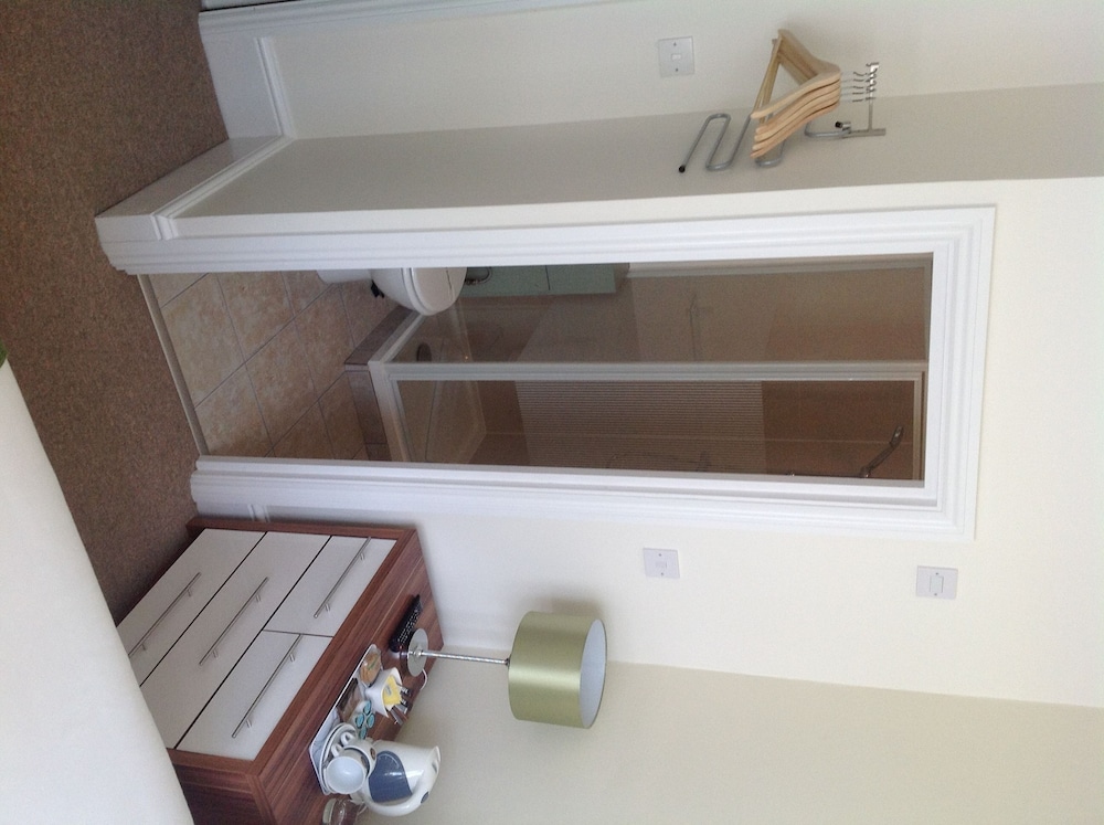 Twin Room, Ensuite photo 2