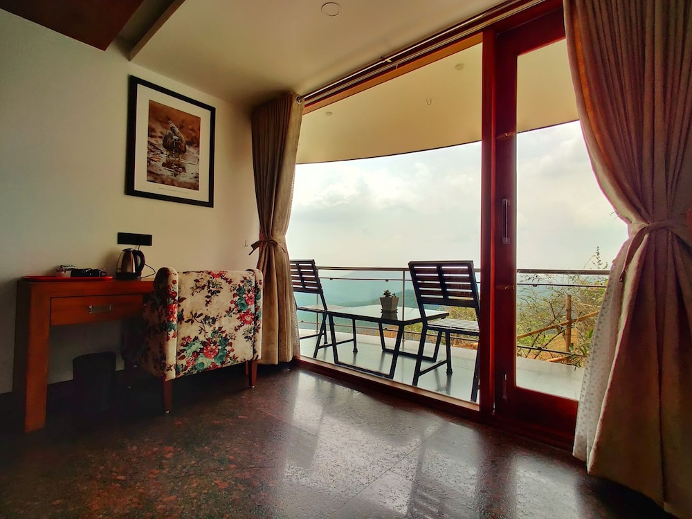 Sunset View Cottage with Jacuzzi - Photo 24