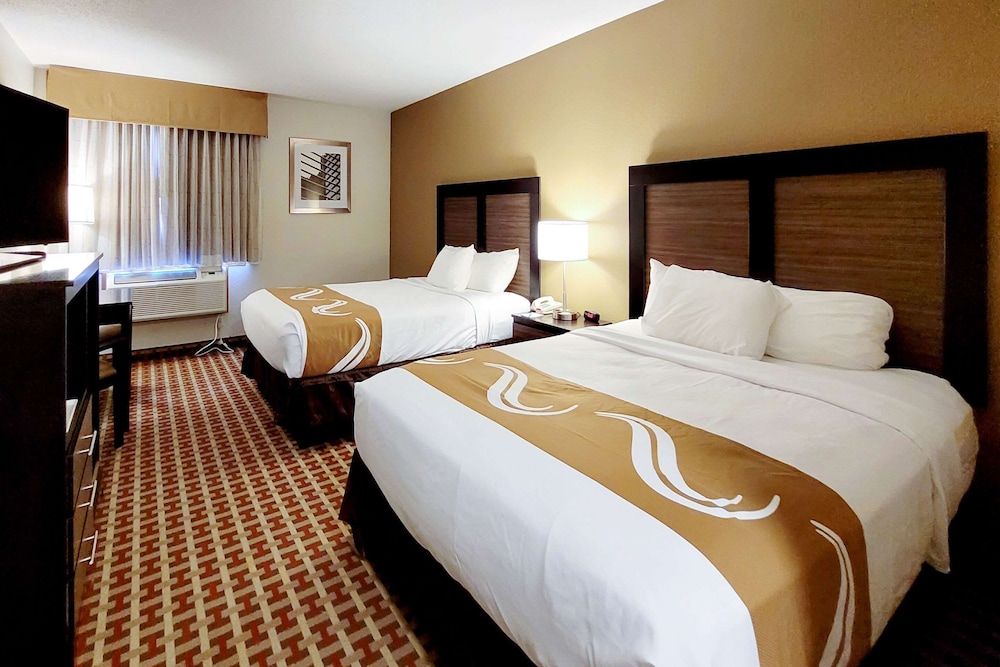 Suite, 2 Queen Beds, Accessible, Non Smoking - Photo 2