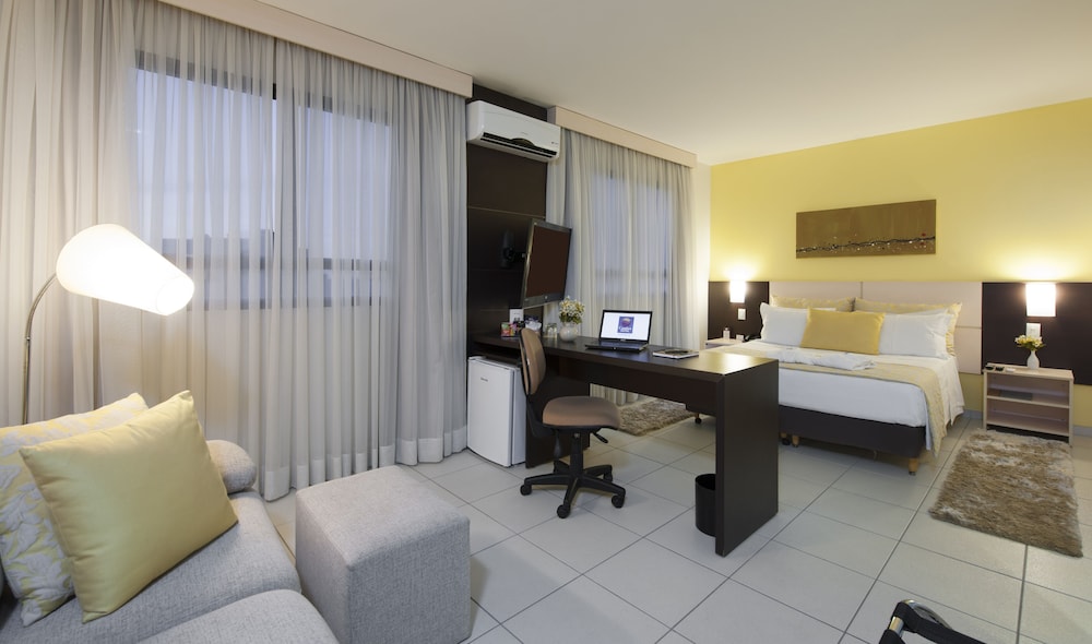 Deluxe Suite, 1 Queen Bed, Non Smoking - Photo 7
