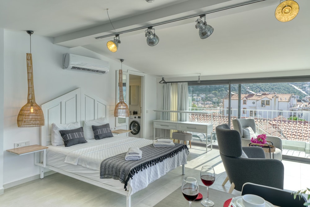 Deluxe Studio, Sea Facing