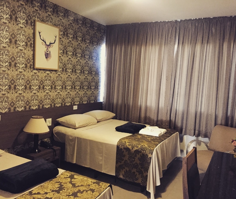 Deluxe Double or Twin Room photo 1
