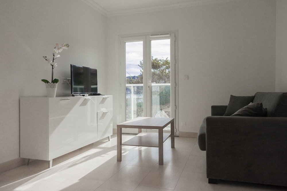 Comfort Studio, Partial Sea View (in a side building) photo 1