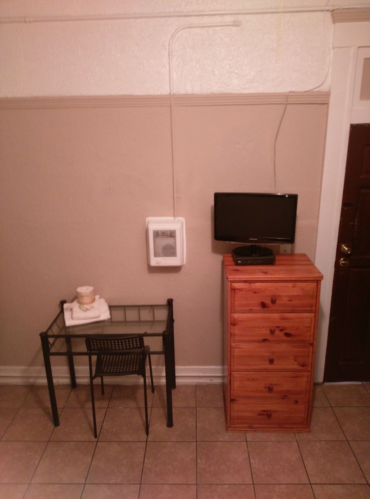 Standard Room, 1 Double Bed, Kitchenette photo 3
