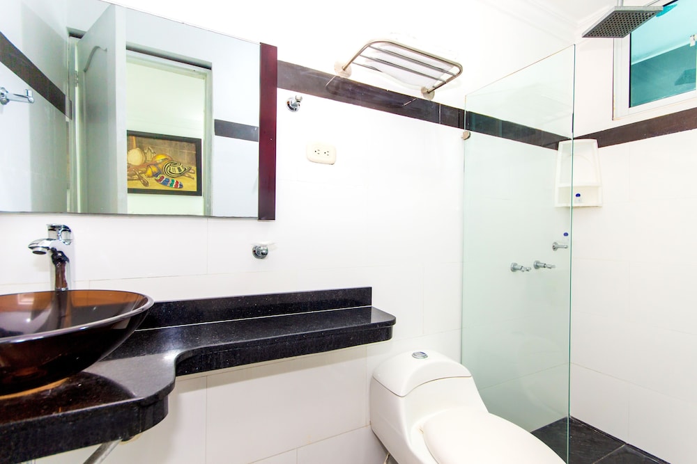 Standard Quintuple Room, Multiple Beds - Photo 2