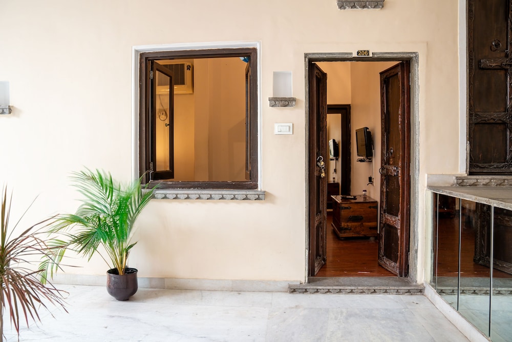 Standard Room - Photo 2