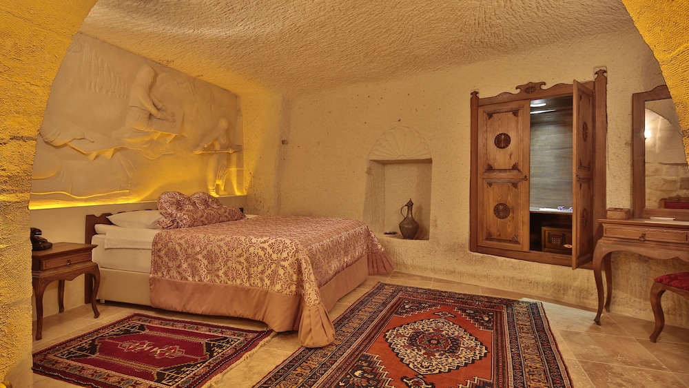 Standard Magara Suite,Dag Manzarali