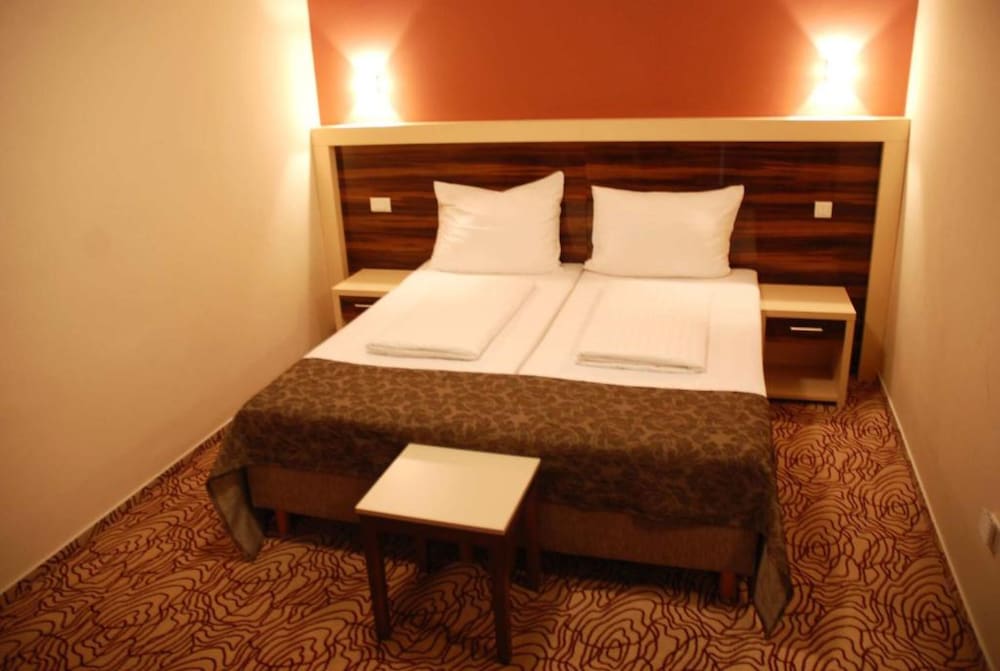 Comfort Double or Twin Room, City View